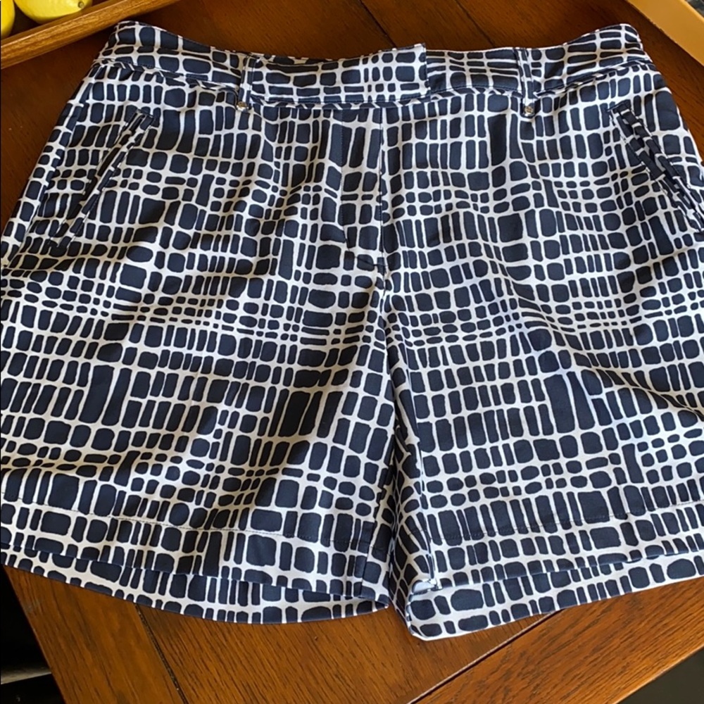 Lady Hagen golf shorts